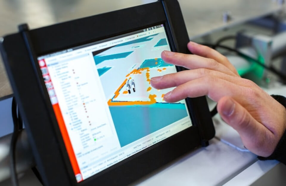 This Is a Giant Shipworm. You May Wish It Had Stayed In Its Tube. tech news post featured img 19